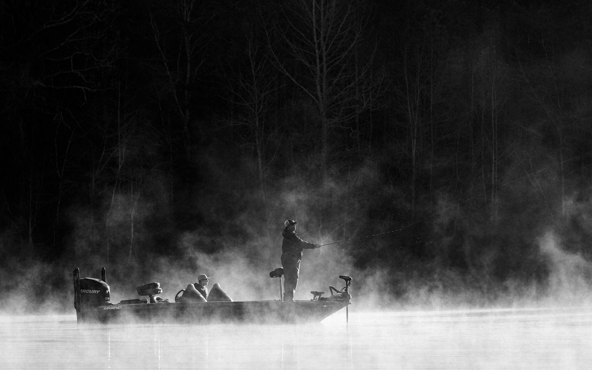 Night Fishing Guide: Lights, Bite Alarms and Safety Tips