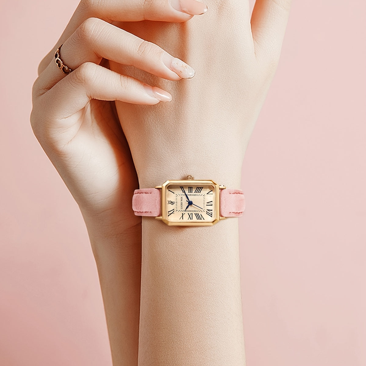 Ladies Square Roman Numeral Luxury Vintage Fashion Quartz Watch Fancy Women Watches Jewelry Sophisticated And Stylish Women Watch