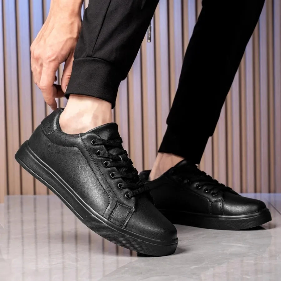 Men’s Casual Sneakers 2025 – Lightweight Fashion Comfort Shoes for Walking, Outdoor & Skateboard Style