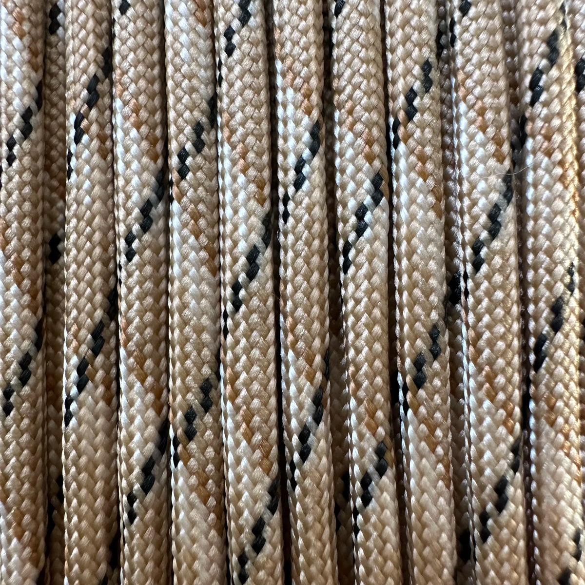 550 Paracord – 7 Core, 4mm, 5m to 31m, 9 Colors