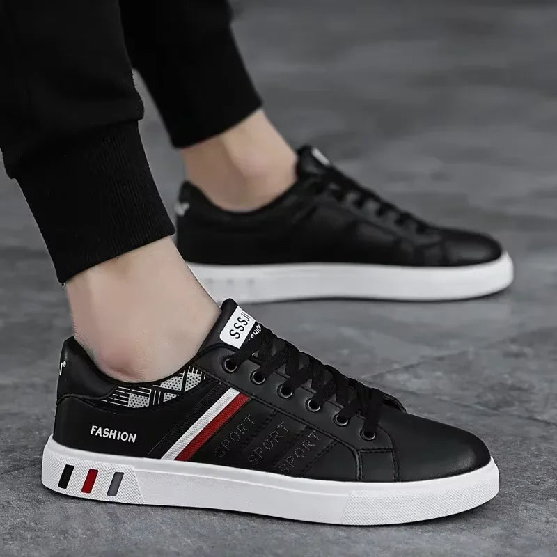 Men’s Flat Sports Shoes 2025 – Stylish Outdoor Sneakers for Spring & Autumn, Fashionable Vulcanized Casual Shoes