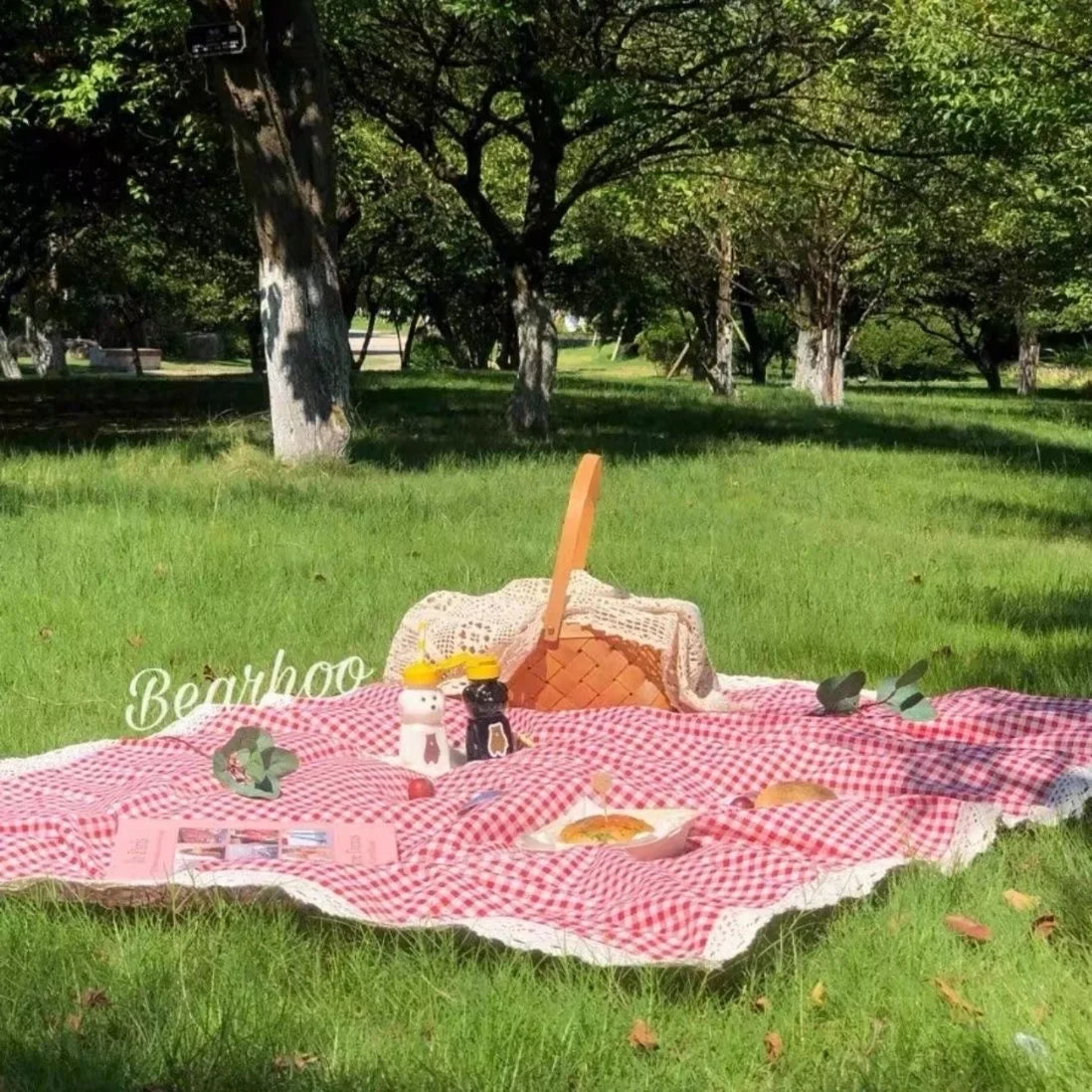 1pc Outdoor Picnic Mat, Summer Thick Waterproof Beach Blanket, Lace Red Checkered Camping Mat, Tablecloth Mat