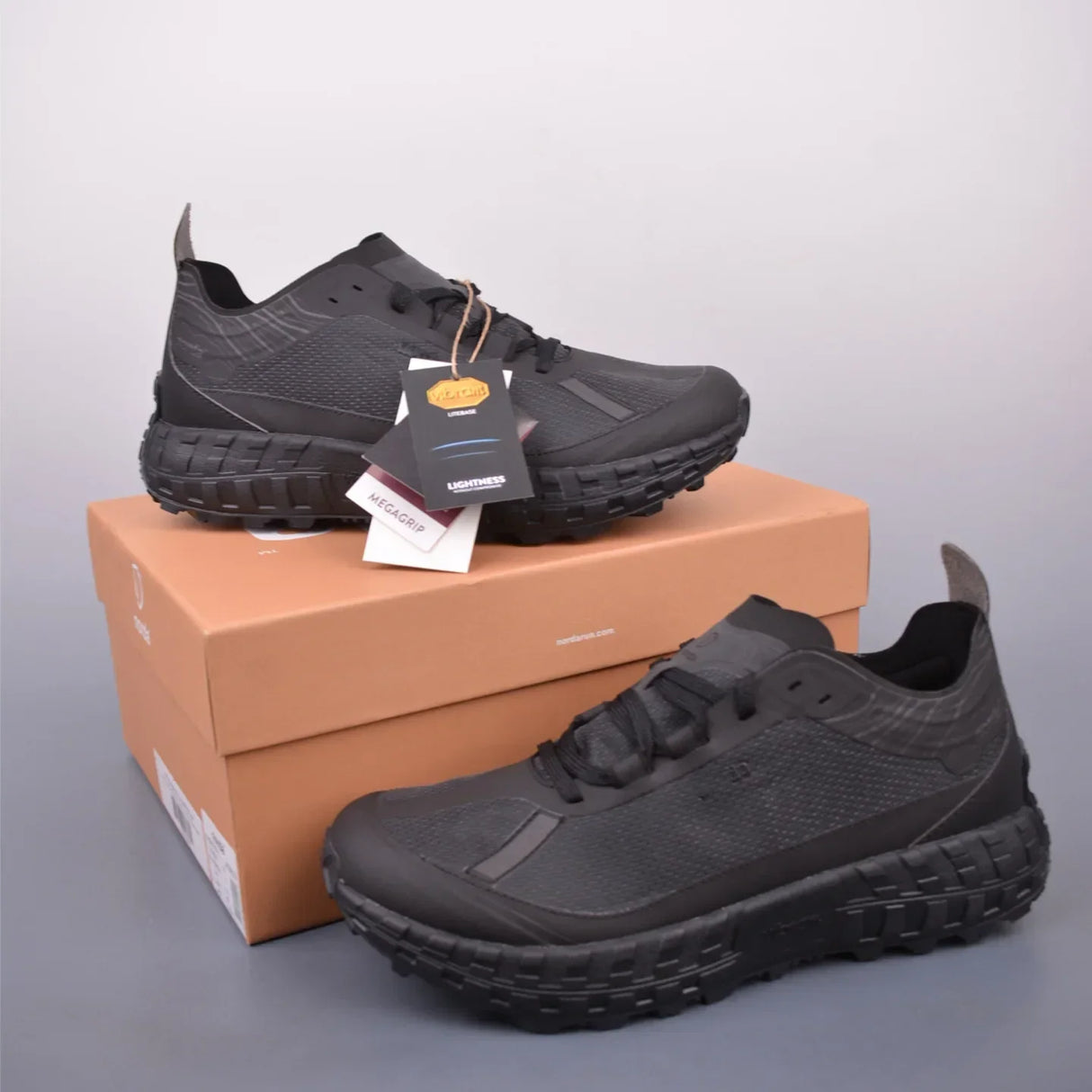 Lightweight Trail Running Shoes – Unisex Outdoor Hiking Sneakers | Breathable Casual Running Shoes