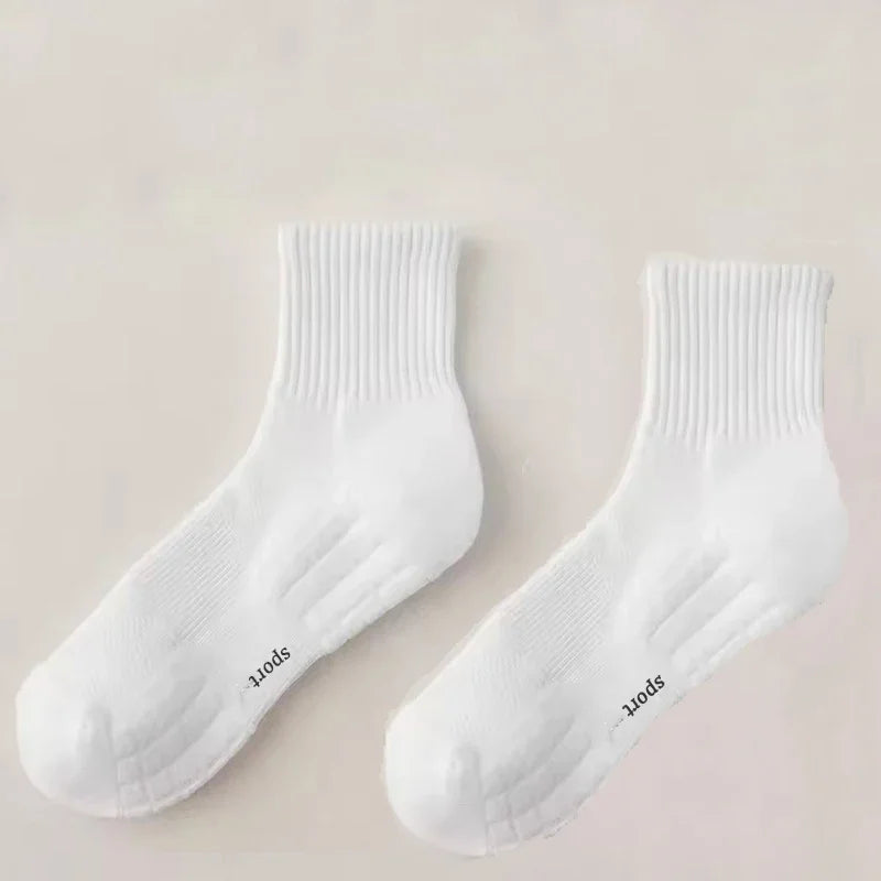 Men's Thick Bottom Sweat Absorbing and Breathable Sports Socks with Bottom Cushion for Running Professional Sports Men's Socks
