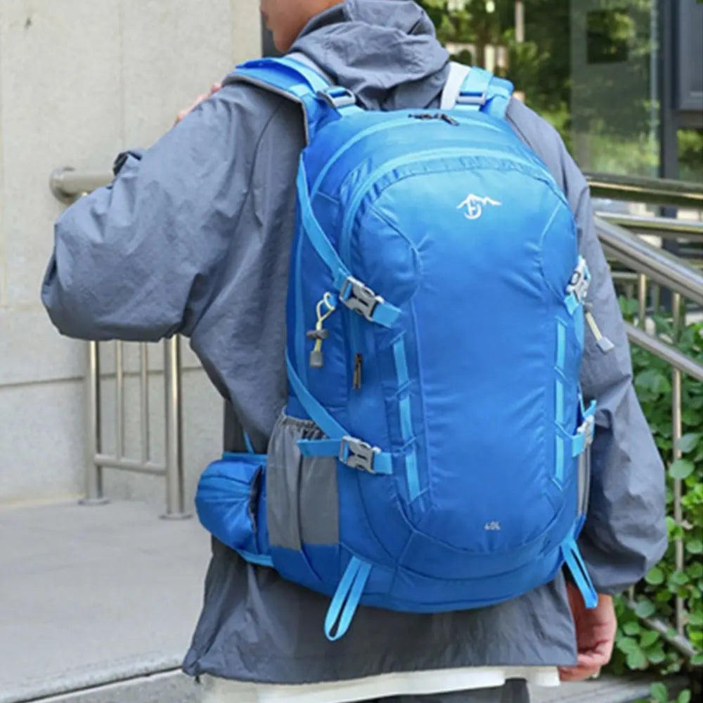 40L Mountaineering Backpack Large Capacity Stitching Sports Knapsack Waterproof Multi-Color Hiking Backpacks Outdoor Sports