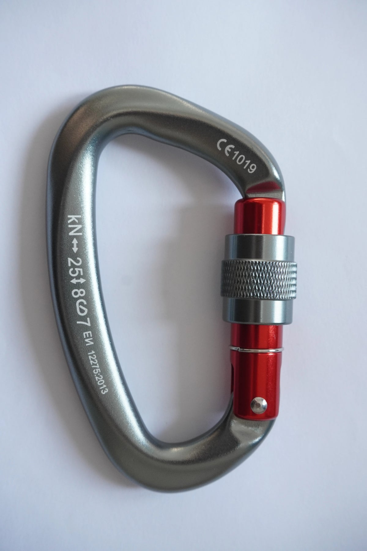 Outdoor Professional Rock Climbing Accessories Aluminum Carabiner 25kN Lock D-Shape Safety Buckle For Keys Tools Equipment