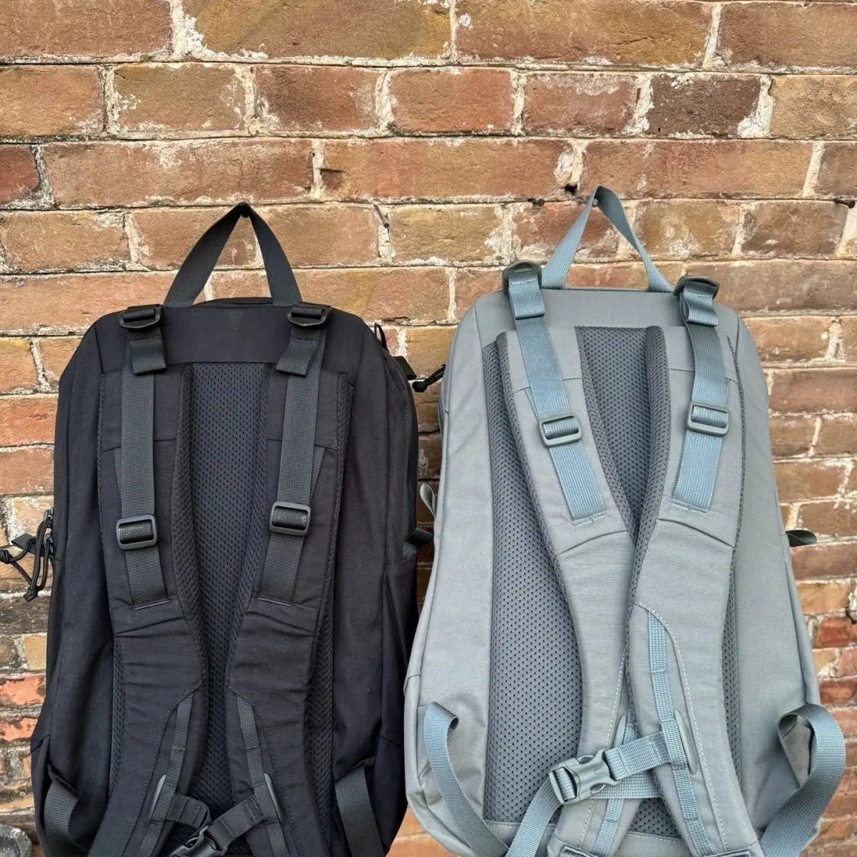 24L Foldable Hiking Backpack Mountaineering Climbing Bag Outdoor Sports Running Trekking Rucksack Water Resistant Daypack