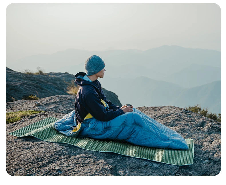 Naturehike 2024 New Camping Mat Winter Warm Moisture Proof Ultralight Sleeping Pad 4 Season Widen Hiking Travel 1-2 Person Mats