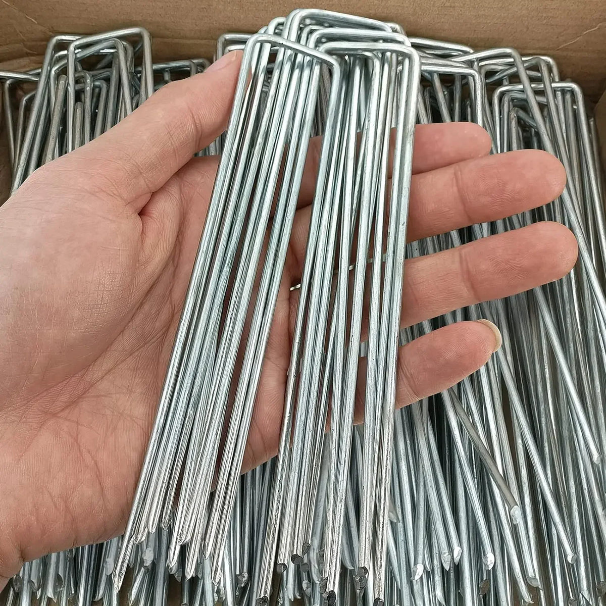 Garden Stakes Galvanized Landscape Staples,U-Type Turf Staples for Artificial Grass, Rust Proof Sod Pins Stakes Tent Peg Nails