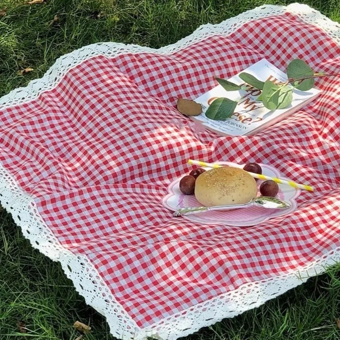 1pc Outdoor Picnic Mat, Summer Thick Waterproof Beach Blanket, Lace Red Checkered Camping Mat, Tablecloth Mat