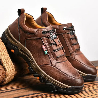 Men’s Casual Outdoor Sneakers – Retro Leather Business & Walking Shoes Non-Slip Comfort