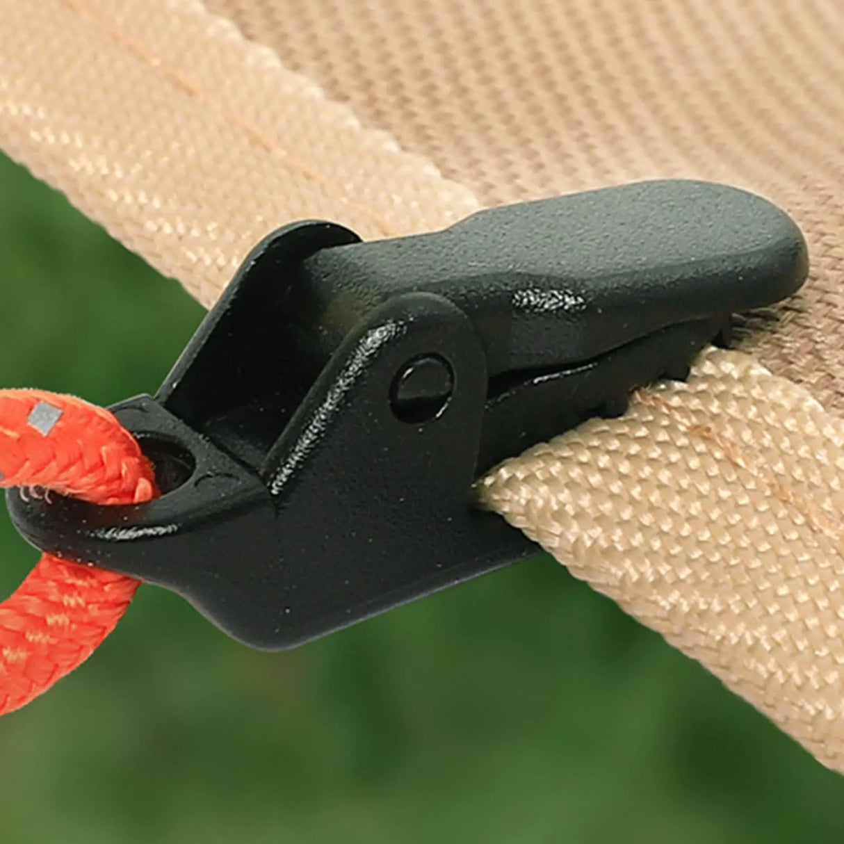 Heavy Duty Tent Clips Windproof Alligator Clamps for Camping Tarp Shelter Outdoor Gear with Rope Survival Tent Stakes Accessorie