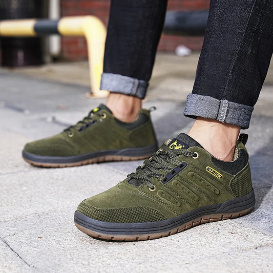 Men’s Durable Hiking Shoes – High Traction Trail Sneakers for Trekking & Outdoor Adventures