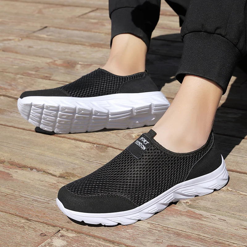 Men’s Lightweight Hiking Shoes – Breathable Mesh Outdoor Slip-On Sneakers for Summer
