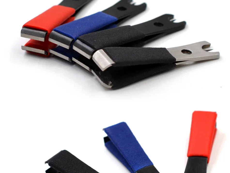 2-in-1 Line Nipper with Hook Eye Cleaner