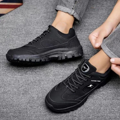 Outdoor Men’s Hiking Shoes – Non-Slip Lightweight Sneakers for Walking & Casual Wear