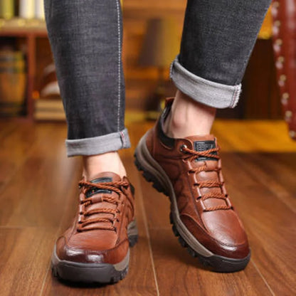 Men’s Outdoor Hiking Sneakers – Lightweight Anti-Slip Mountaineering & Leisure Shoes (Comfortable Sports Style, 2025)