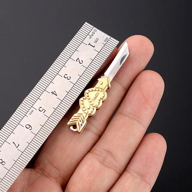 5cm Acrylic Mini Folding Knife Pendant Brass Wood Keychains Sharp Small Blade Portable Hanging Outdoor Camping Unboxing Knife