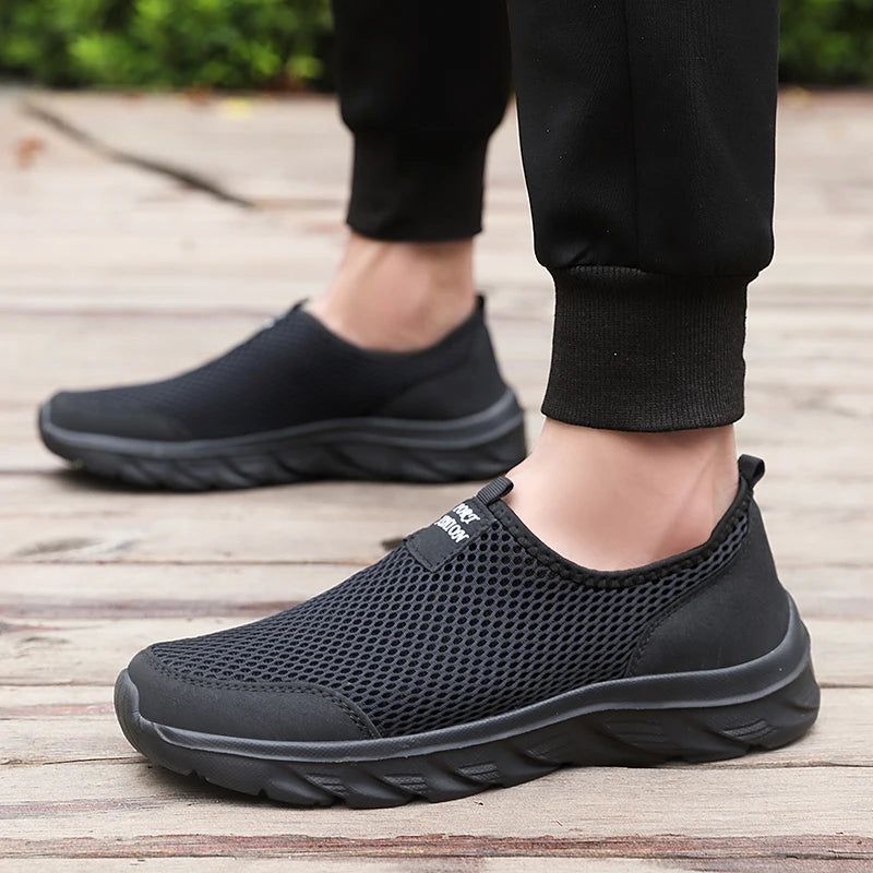 Men’s Lightweight Hiking Shoes – Breathable Mesh Outdoor Slip-On Sneakers for Summer