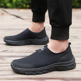 Men’s Lightweight Hiking Shoes – Breathable Mesh Outdoor Slip-On Sneakers for Summer