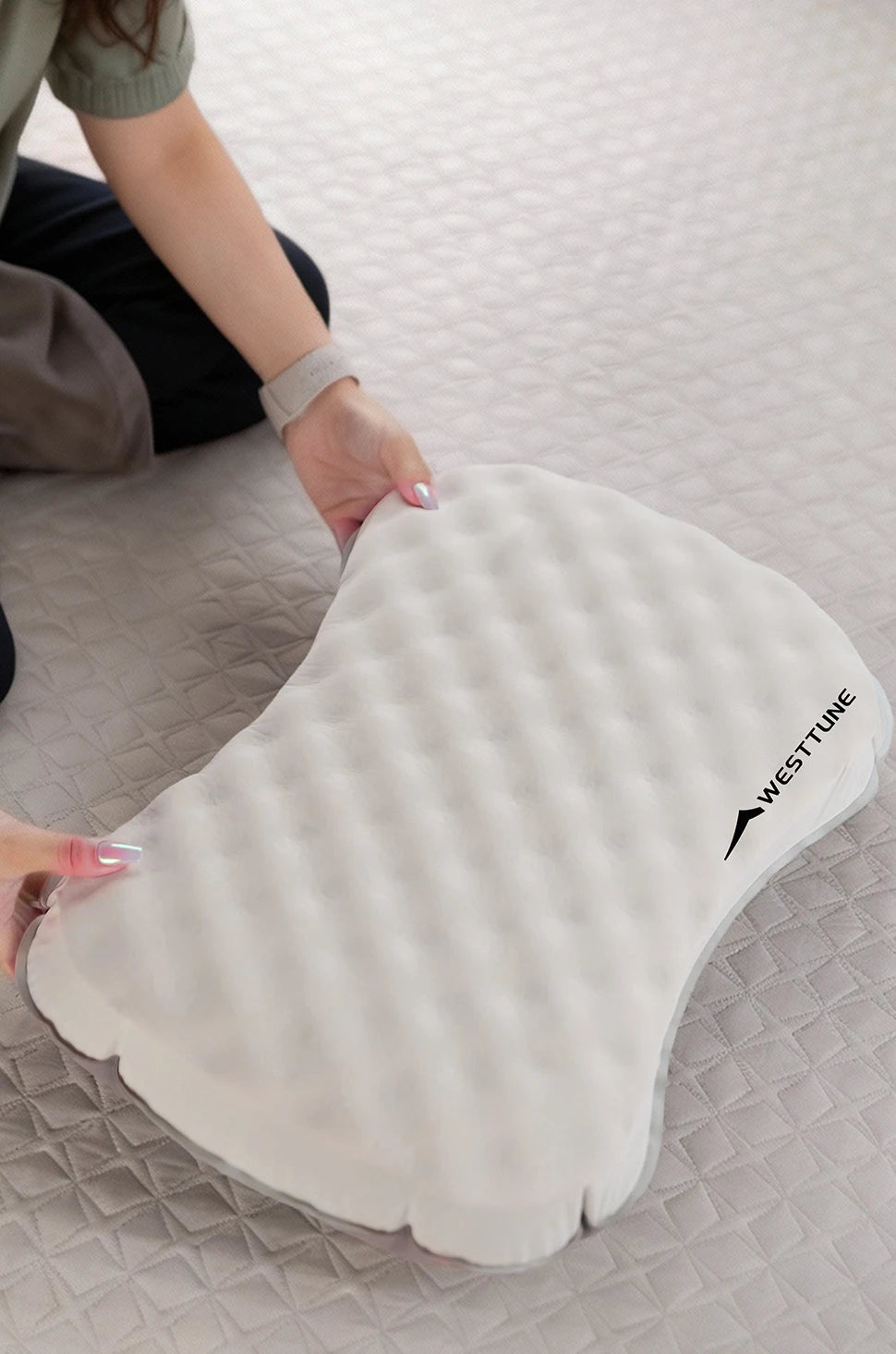 WESTTUNE Camping Inflatable Pillow Portable Compressible Folding Ice Sillky Pillow Outdoor Travel Pillow for Neck Lumbar Support
