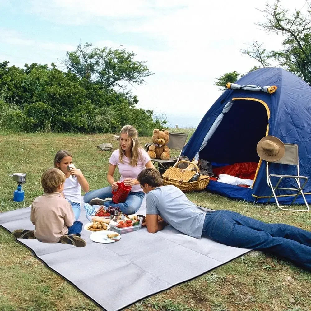 New Thermal Camping Mat Ultralight Waterproof Insulation Foam Foil Mat Tent Footprint Reflecting Heat Sleeping Pad Outdoor
