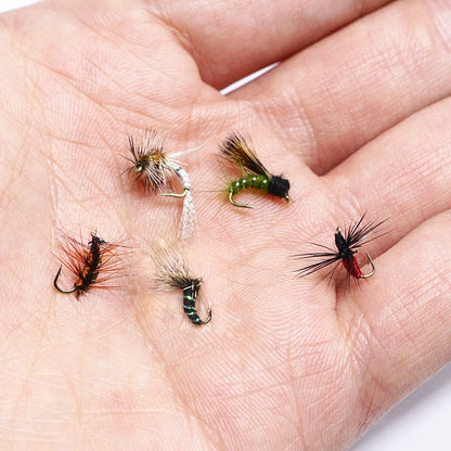 PERSUADER Small Dry Flies #16-18 Boxed Set